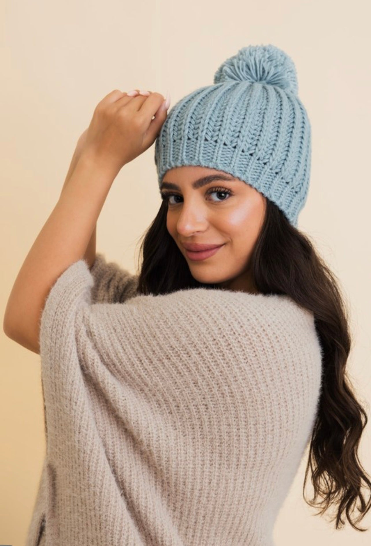 Chunky Cable Knit Pom Beanie